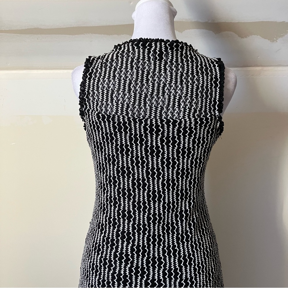 Steve Madden Nyssa Bodycon Midi Dress in Woven Black & White size Small - Picture 9 of 11